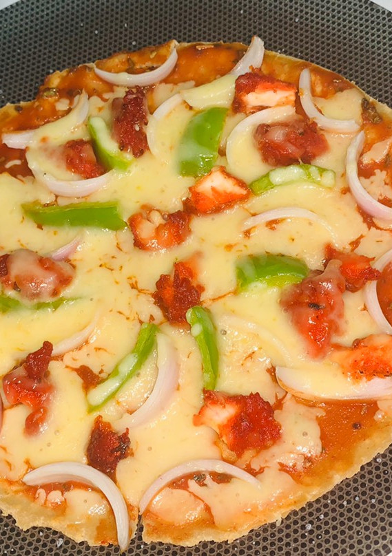 ஃப்ரைடு சிக்கன் பீட்ஸா செய்முறை முக்கிய புகைப்படம்