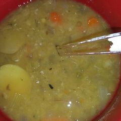 A picture of Vegetable lentil crockpot soup.