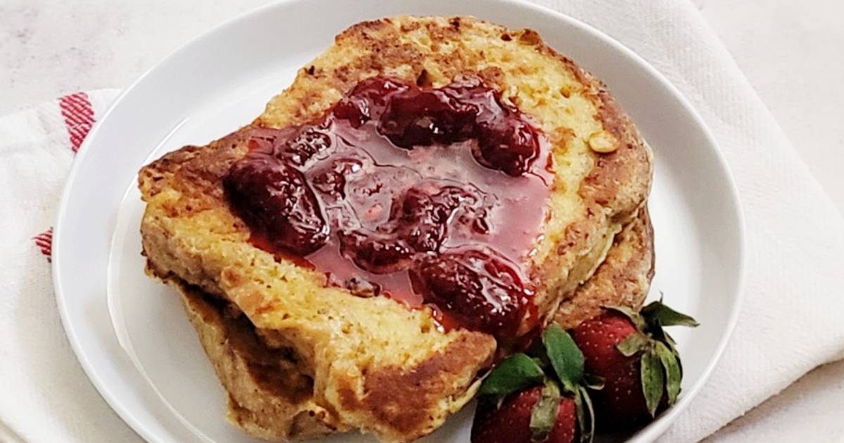 Resep Strawberry Toast oleh ricke - Cookpad