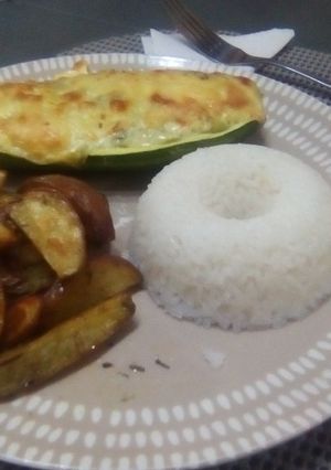 Una foto de Zapallo italiano relleno a la nany