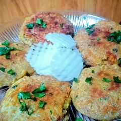 A picture of Chicken reshmi kabab.