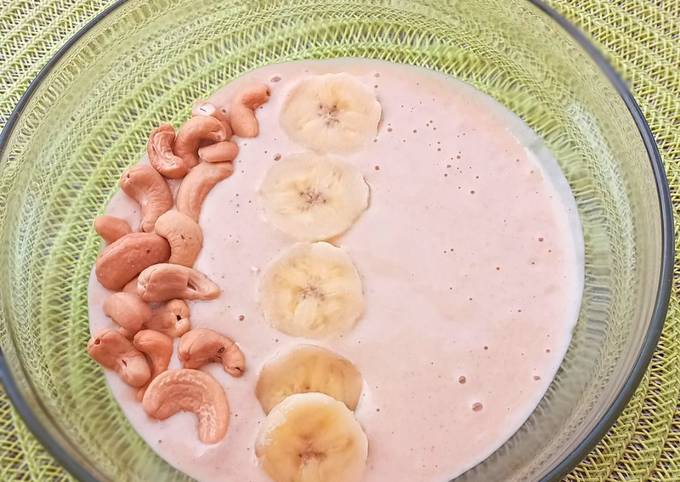 How to Prepare Smoothie bowl banane beurre de cacahuète