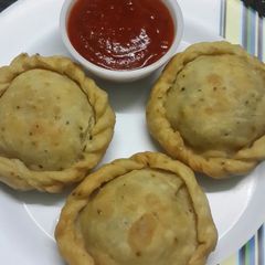 A picture of Peas Kachori.