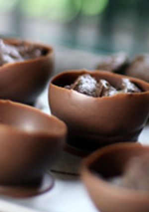 Una foto de Tazas de Chocolate Rellenas