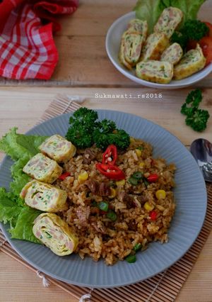 Foto resep Nasi Goreng Rendang Telur Gulung
