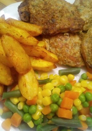 Csirkemell sajtos, gombás bundában recept fotója