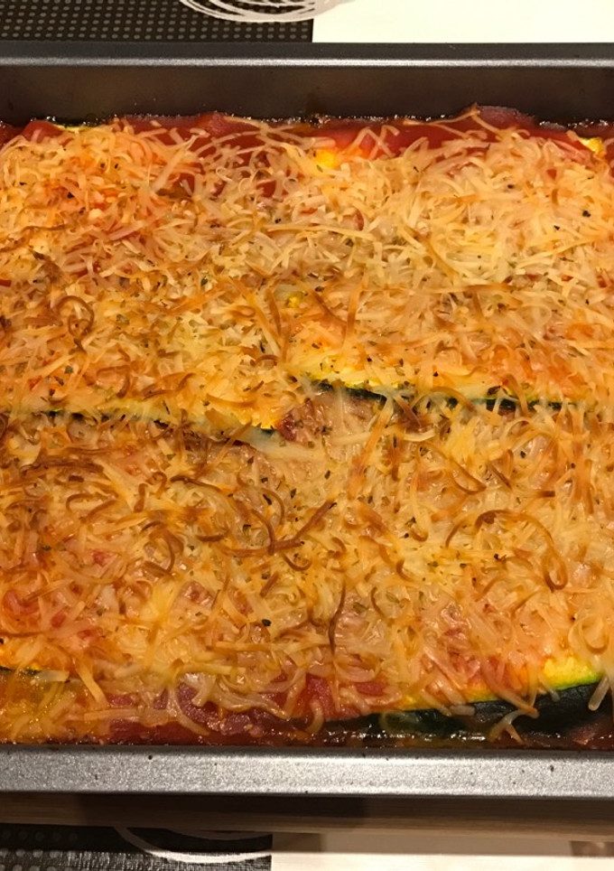 Una foto de Lasaña de calabacín, chorizo de pavo y queso de cabra
