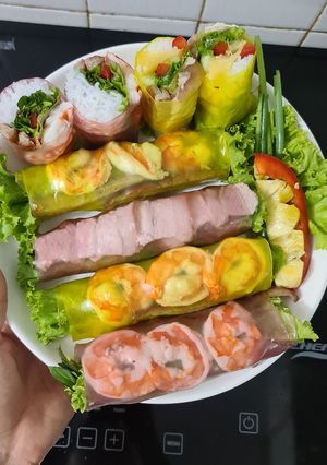Hình của món Gỏi cuốn 🦐🥬🥒🥕🫑.