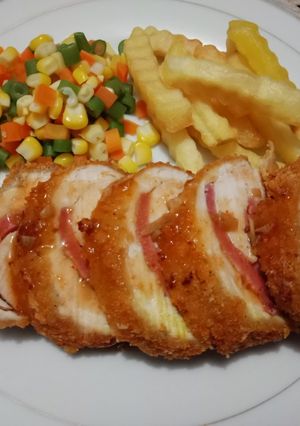 Foto resep Chicken Cordon Bleu w/ Brown Sauce