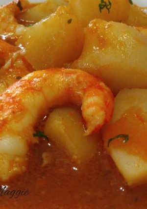 Una foto de Guiso de patatas con gambas