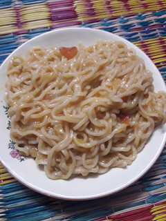 சீஸி மேகி(cheesy maggi recipe in tamil) செய்முறை முக்கிய புகைப்படம்