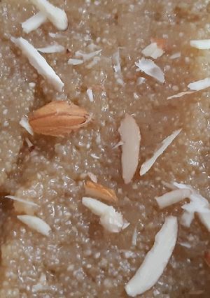 ઘઉં ના લોટ નો શીરો (Wheat Flour Sheera Recipe In Gujarati) રેસીપી મુખ્ય ફોટો