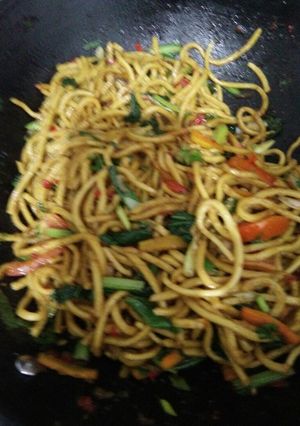 Foto resep 8. Mie goreng kuning ala saya