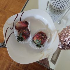A picture of Chocolate covered Strawberry.