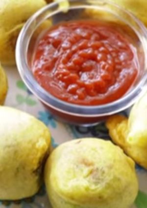 બટાકા વડા (Bataka Vada Recipe In Gujarati) રેસીપી મુખ્ય ફોટો