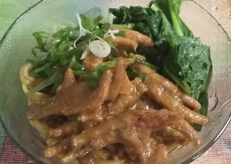 Mie Ceker Ayam ala rumah ambolay