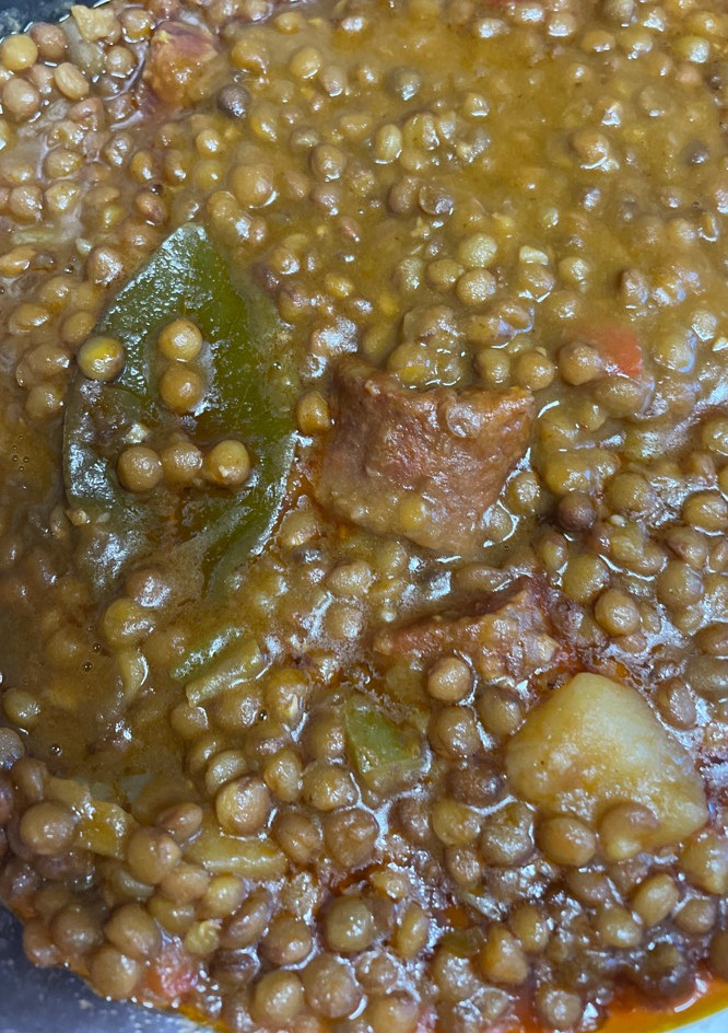 Una foto de Lentejas con chorizo Olla GM