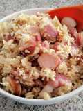 ข้าวผัดเบคอนไส้กรอก