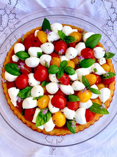 Foto di Torta salata caprese