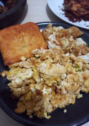 Foto resep Menu enak tanggal tua! tahu telor orak orak