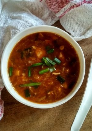 A picture of Chicken Manchow Soup.