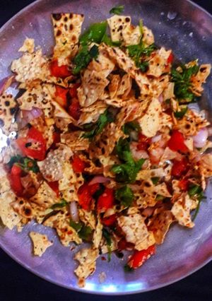 पापड़ चाट(papad chaat recipe in hindi) रेसिपी मुख्य फोटो