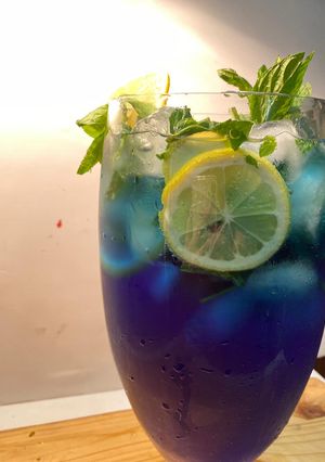 صورة لوصفة موهيتو بنكهة التوت الازرق 🍇