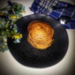A picture of Pancake sederhana.