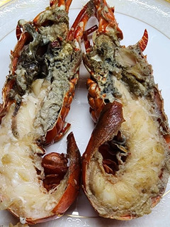 乾煎龍蝦~新鮮龍蝦簡單料理 的食譜成品照片