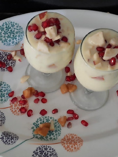 ફ્રૂટ સલાડ (Fruit Salad Recipe In Gujarati) રેસીપી મુખ્ય ફોટો
