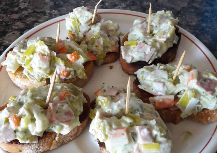 Ensaladilla de puerro con salsa cesar