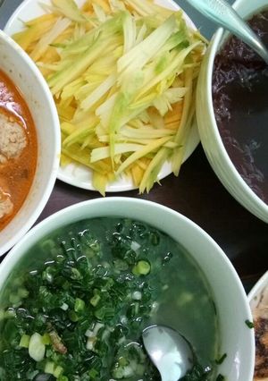 Hình của món Bánh căn Khánh Hoà.