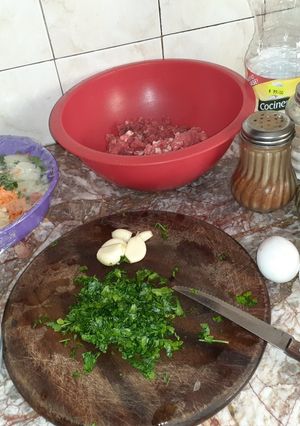 Una foto de Tuco de albóndigas y pollo 🍛