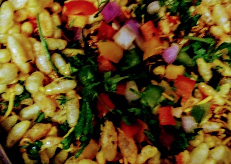Recipe of Homemade Mumbai famous BHEL