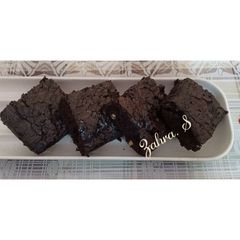A picture of Chocolate chip Brownie's.