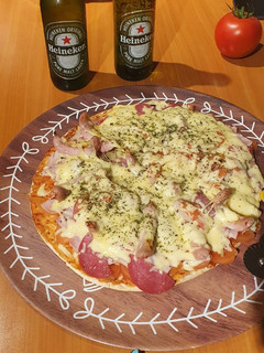 Una foto de Pizza 🍕 con masa lista 😅