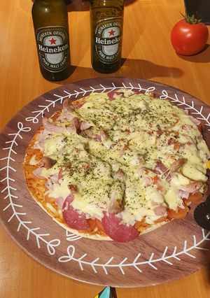 Una foto de Pizza 🍕 con masa lista 😅