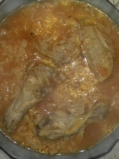 Una foto de Guiso de arroz con pollo.. riquísimo😊