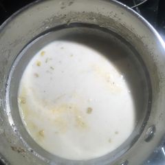 A picture of Cream of corn soup.