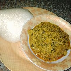 A picture of Tuwon shinkafa.