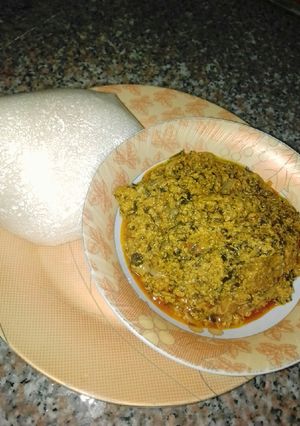 A picture of Tuwon shinkafa.