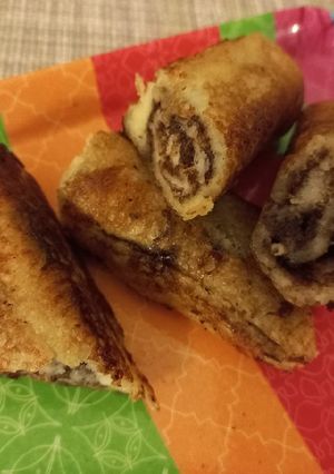 A picture of Nutella French toast.
