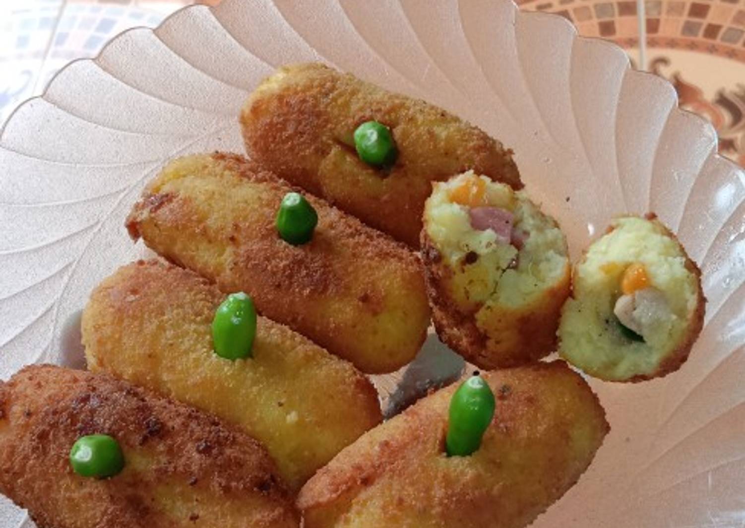 Resep Kroket kentang isi ayam sosis oleh Bunga Indah ...
