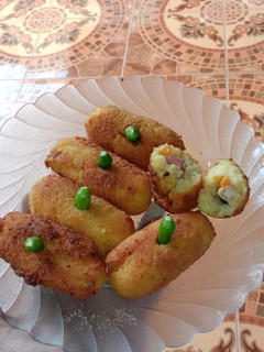 Foto resep Kroket kentang isi ayam sosis