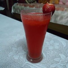 A picture of Strawberry shake.