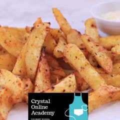 Crispy potato chips A picture of Crispy potato chips.