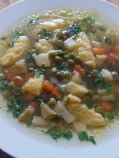 Zöldséges leves daragaluskával recept fotója
