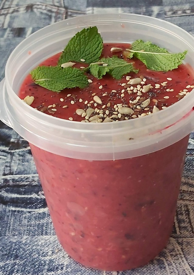 Una foto de Smoothie rojo "Explosivo"