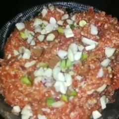 A picture of Gajar ka halwa with mawa.
