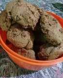 Galletas tipo muffins de algarroba y pasas de uva